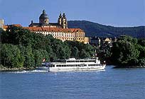 WACHAU_SCHIFF.JPG